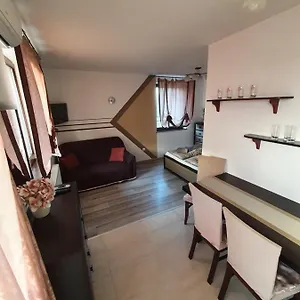 https://krisi-apartman.hotels-hajduszoboszlo-hungary.com