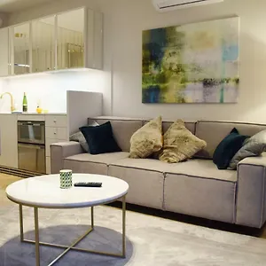 https://apartments-mennica-residence-grzybowska.warsawhotelspoland.com