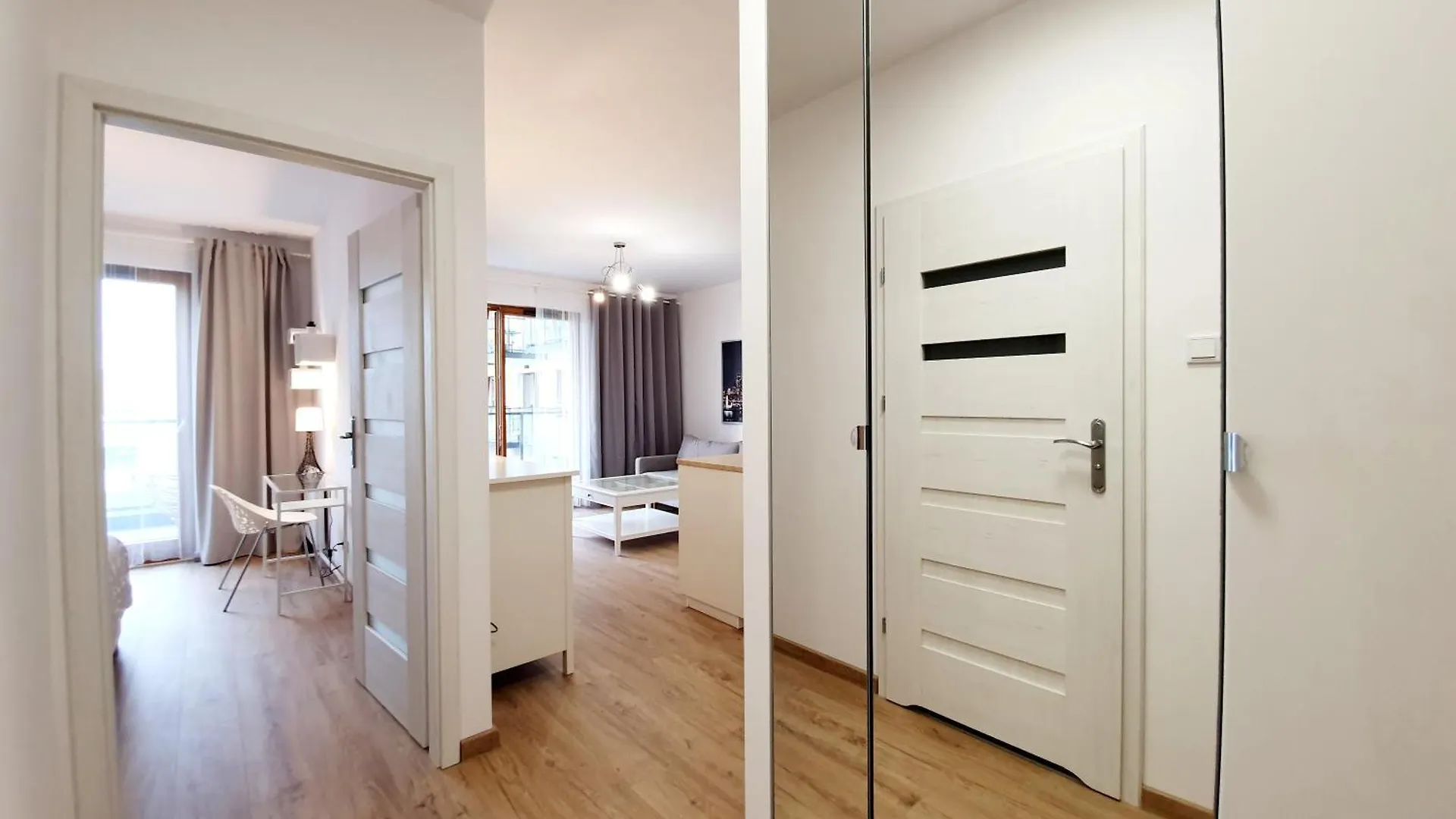 格但斯克Zajezdnia Apart公寓 公寓